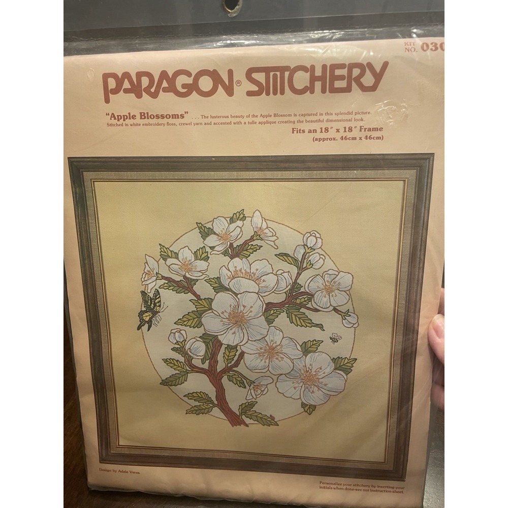 Paragon Stitchery Crewel Apple Blossoms #0306 18 x 18 Inch New Open